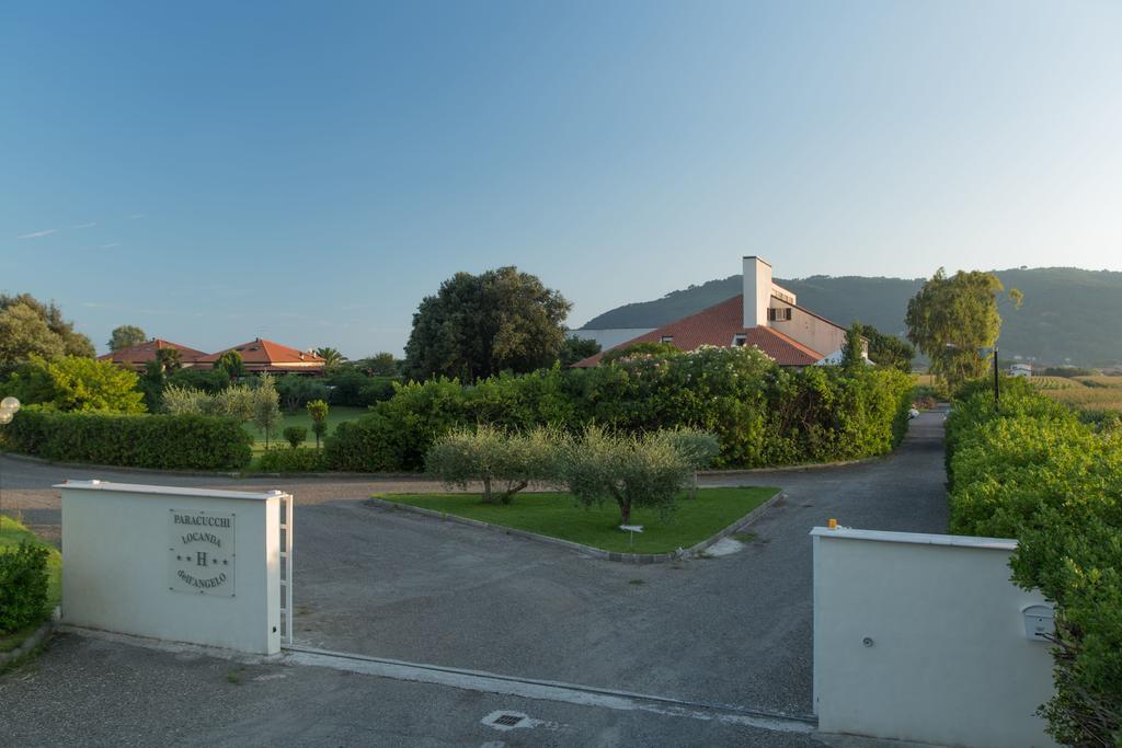 Locanda Dell'Angelo Luni Exterior photo