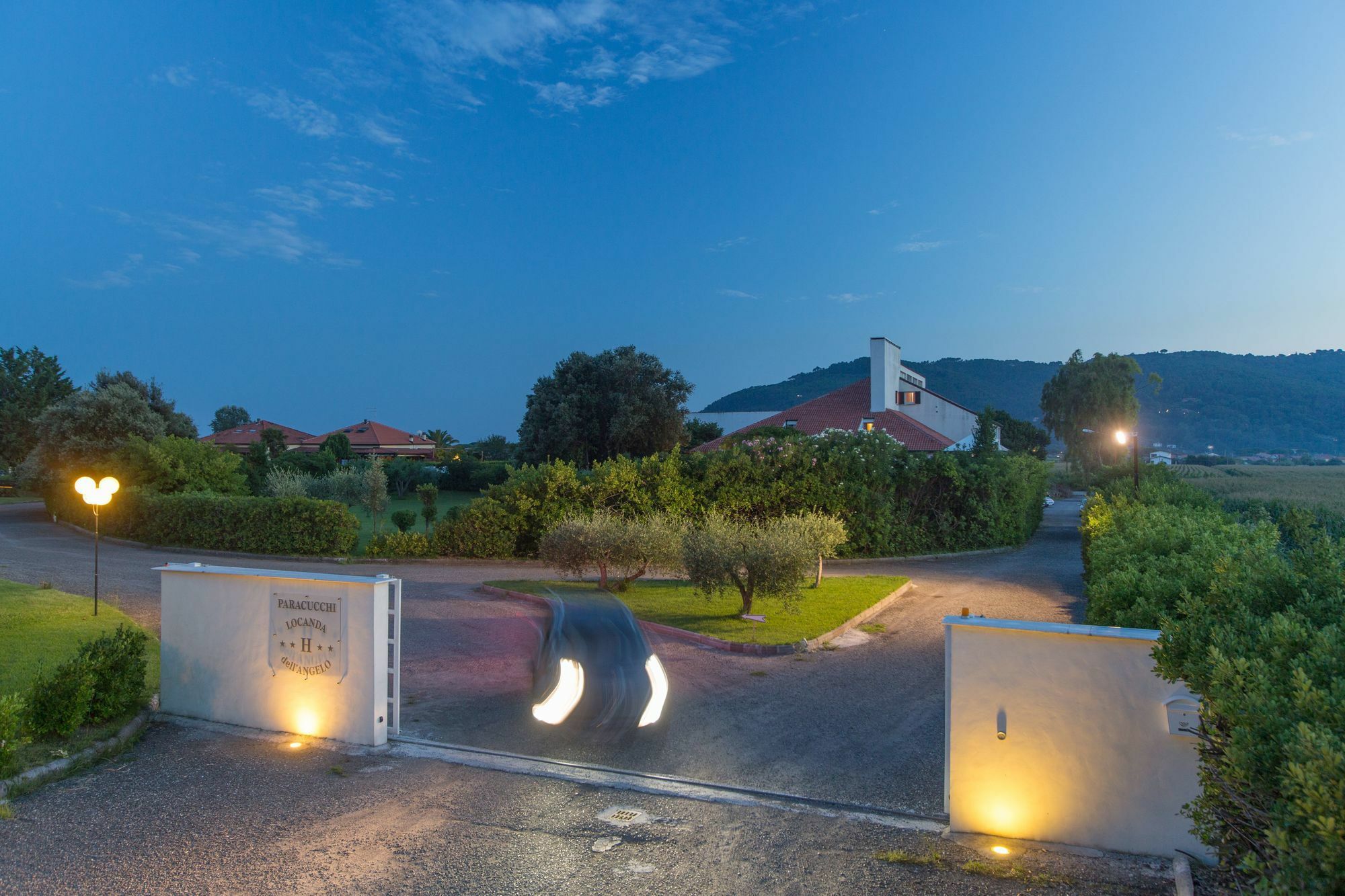 Locanda Dell'Angelo Luni Exterior photo
